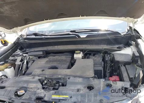 2017 Nissan Pathfinder Platinum z USA, uszkodzony, nr VIN 5N1DR2MM7HC668688